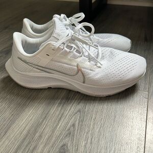 Nike Air Zoom Pegasus 38 White Metallic Silver